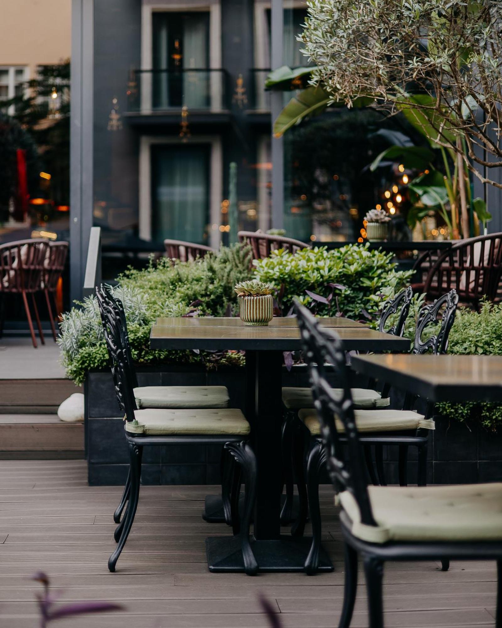 Fontecruz Lisboa Hotel Exterior foto The Terrace at The Ivy, St John's Wood