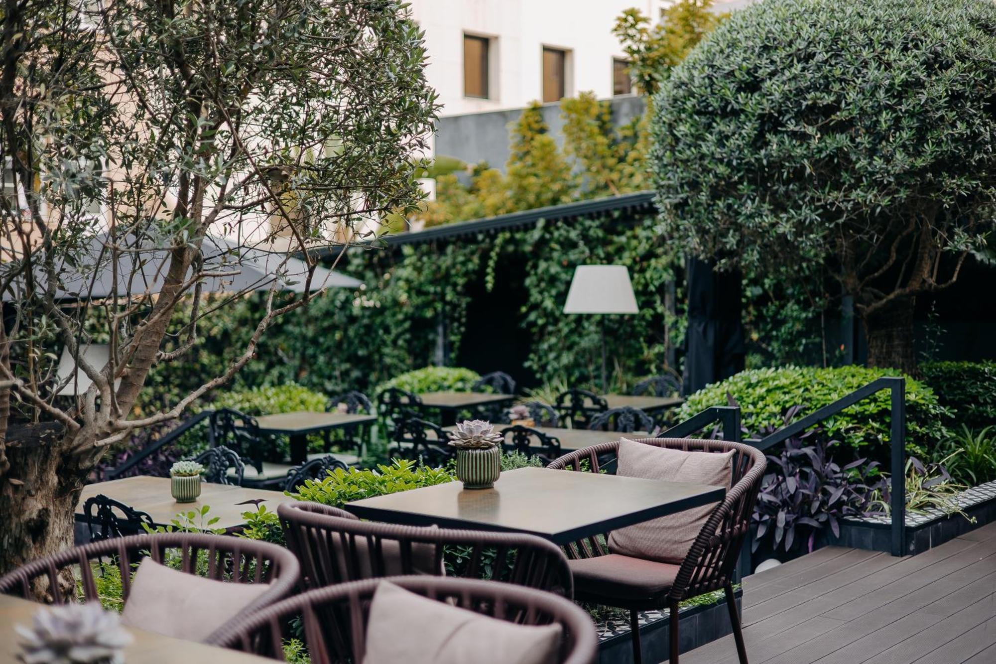 Fontecruz Lisboa Hotel Exterior foto The garden of the hotel